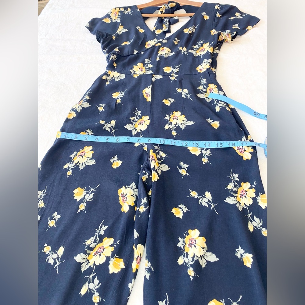 Abercrombie & Fitch Floral Romper Jumpsuit - Picture 6 of 16